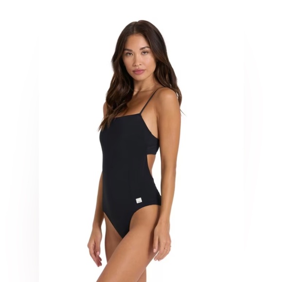 Vuori Other - NWT Vuori Dune One-Piece Swimsuit in Black
